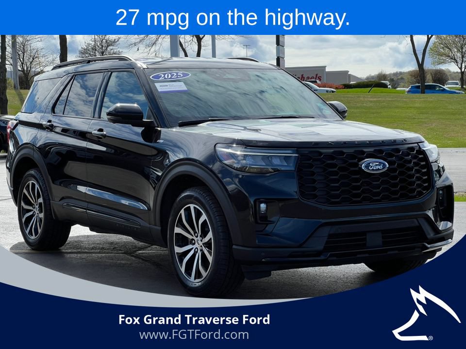 Certified 2025 Ford Explorer ST-Line AWD/4WD image 41