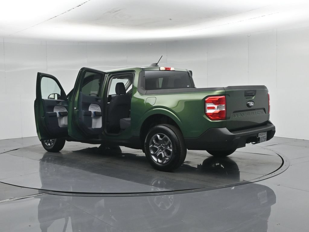 Certified 2025 Ford Maverick XLT FWD image 36