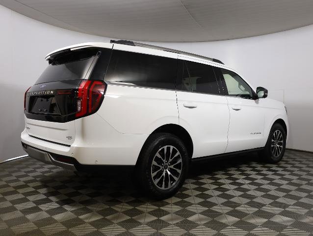 Certified 2025 Ford Expedition Platinum AWD/4WD image 5