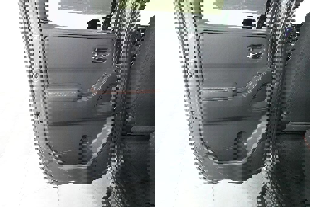 Used 2023 Nissan Frontier PRO-4X w/ Pro Convenience Package image 27