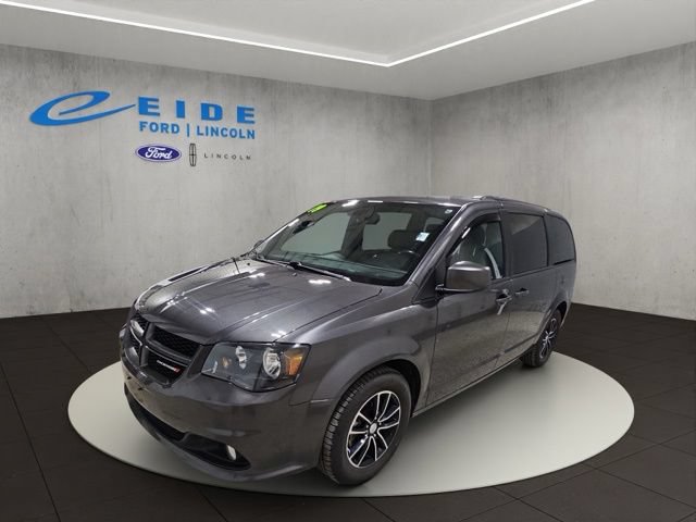 Used 2019 Dodge Grand Caravan GT FWD image 3