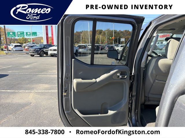 Used 2019 Nissan Frontier SV AWD/4WD image 25