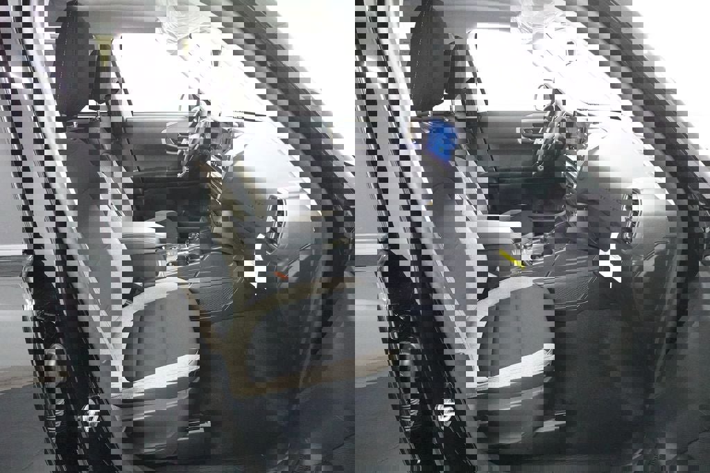 Certified 2025 Ford Bronco Sport Big Bend w/ Convenience Package AWD/4WD image 33