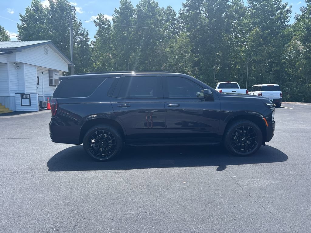 Used 2025 Chevrolet Tahoe RST AWD/4WD image 4