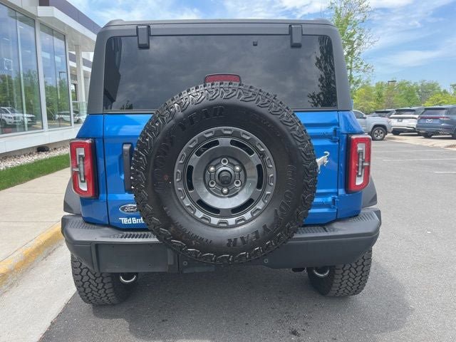Certified 2025 Ford Bronco Badlands w/ Sasquatch Package AWD/4WD image 4