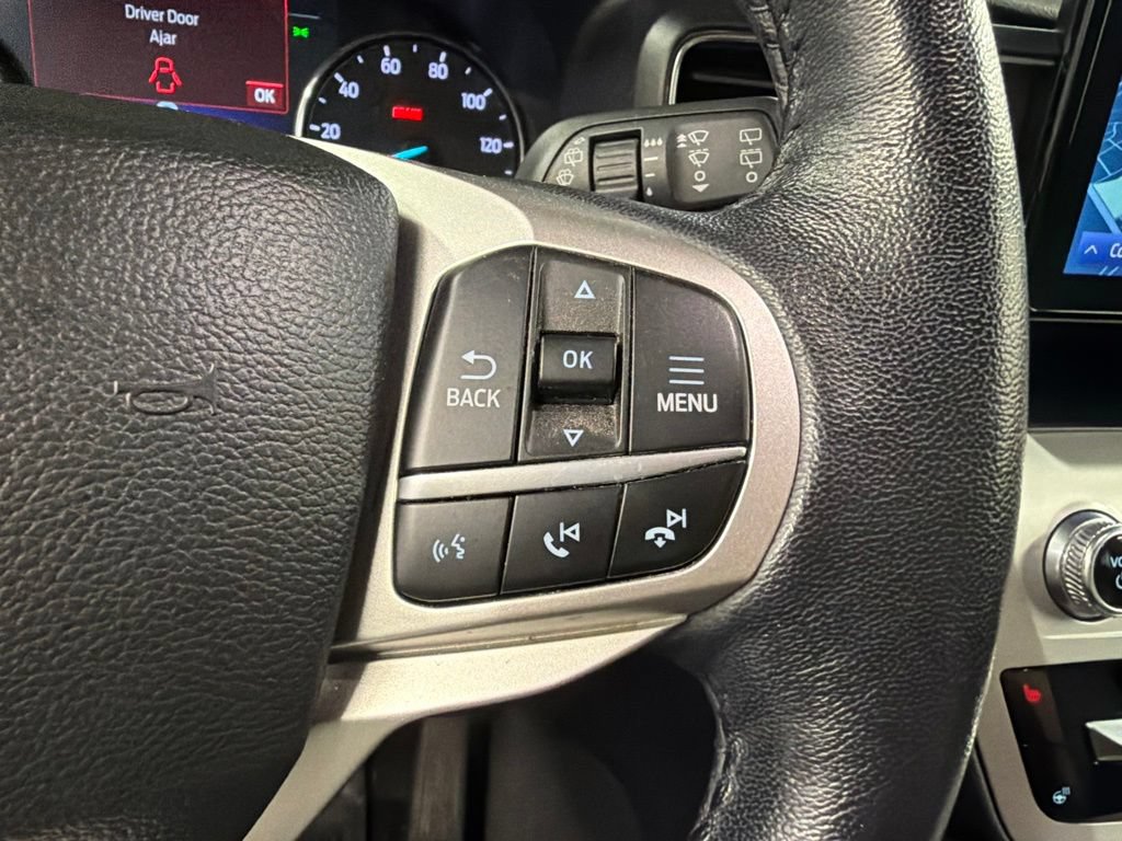 Certified 2022 Ford Explorer XLT w/ Equipment Group 202A AWD/4WD image 20