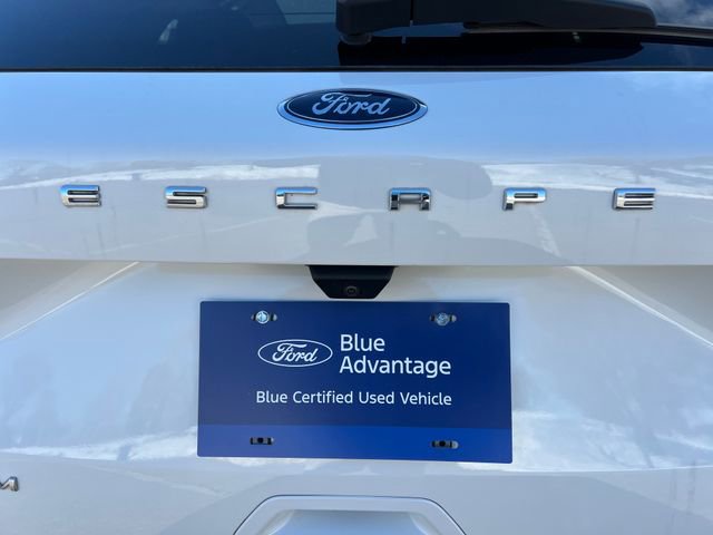 Certified 2020 Ford Escape Titanium image 37