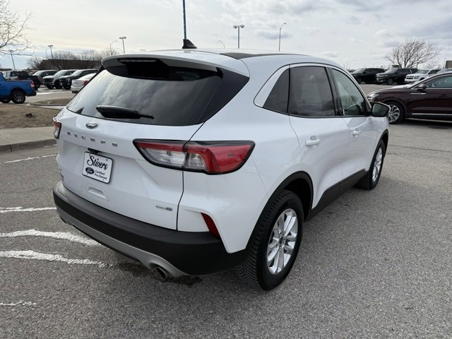 Certified 2020 Ford Escape SE image 4