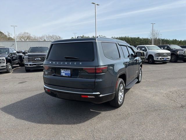Used 2023 Jeep Wagoneer Base image 5