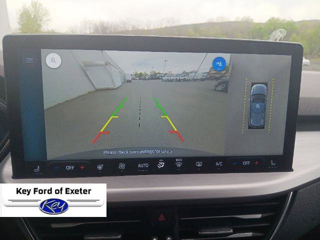 Certified 2024 Ford Escape Platinum AWD/4WD image 37
