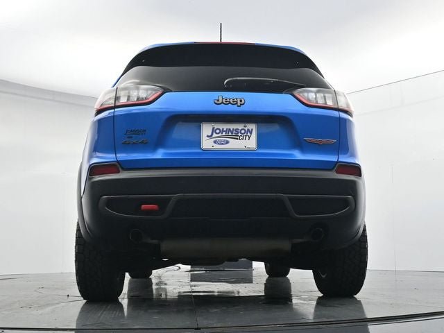 Used 2019 Jeep Cherokee Trailhawk w/ Comfort/Convenience Group AWD/4WD image 33
