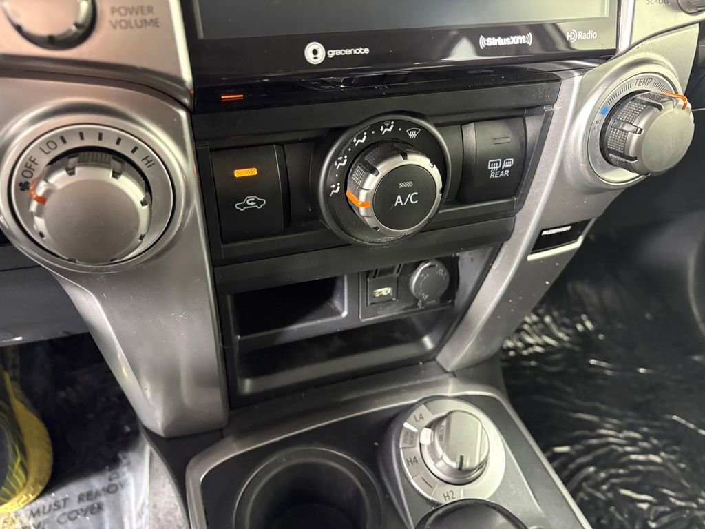 Used 2021 Toyota 4Runner SR5 Premium w/ Moonroof Package AWD/4WD image 19