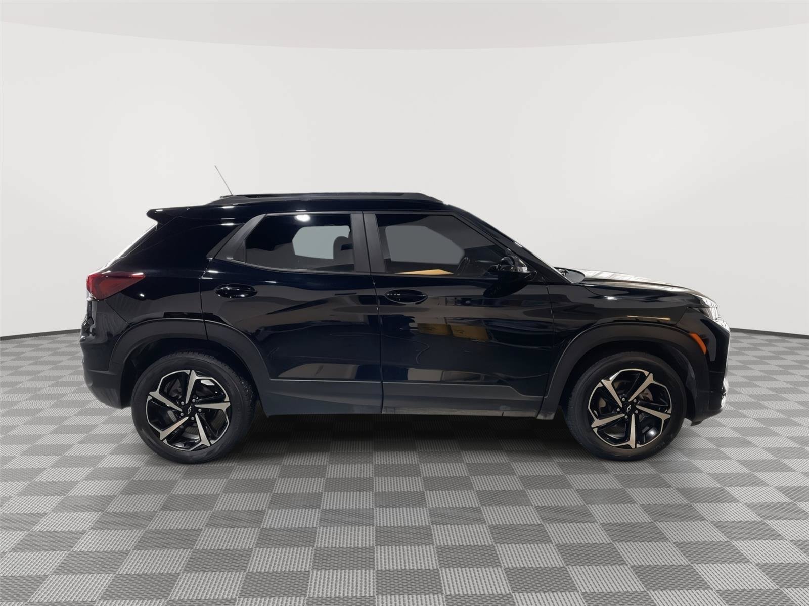 Used 2023 Chevrolet TrailBlazer RS FWD image 7