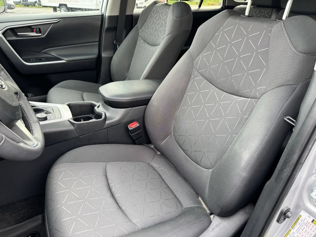 Used 2024 Toyota RAV4 XLE w/ Convenience Package AWD/4WD image 10