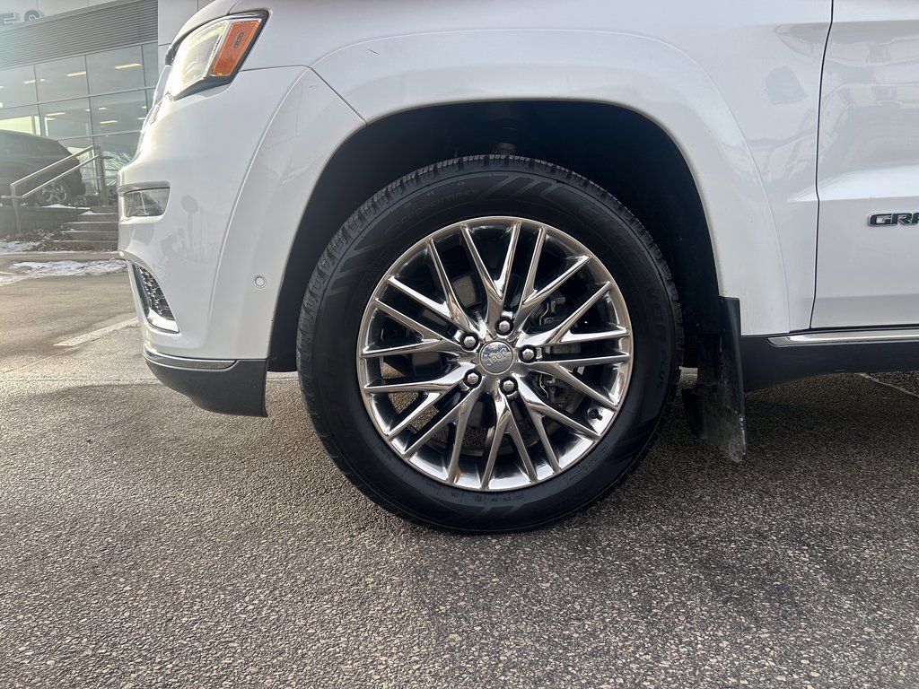 Used 2017 Jeep Grand Cherokee Summit image 33