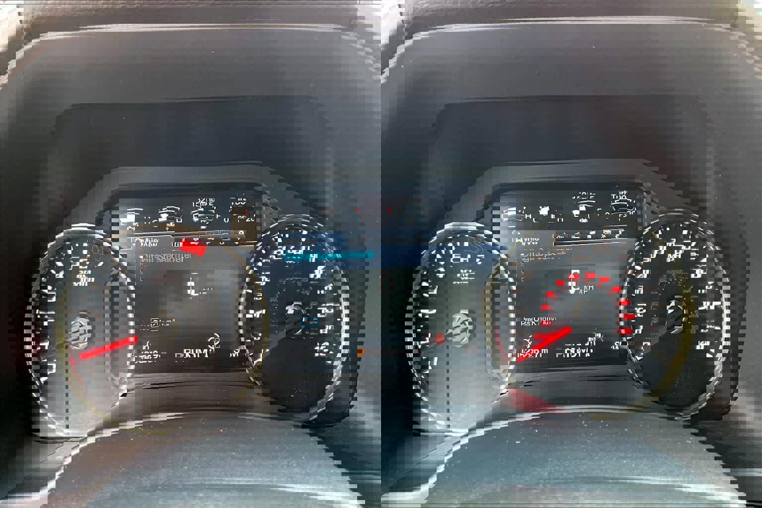 Certified 2018 Ford F150 Raptor w/ Equipment Group 802A Luxury image 28