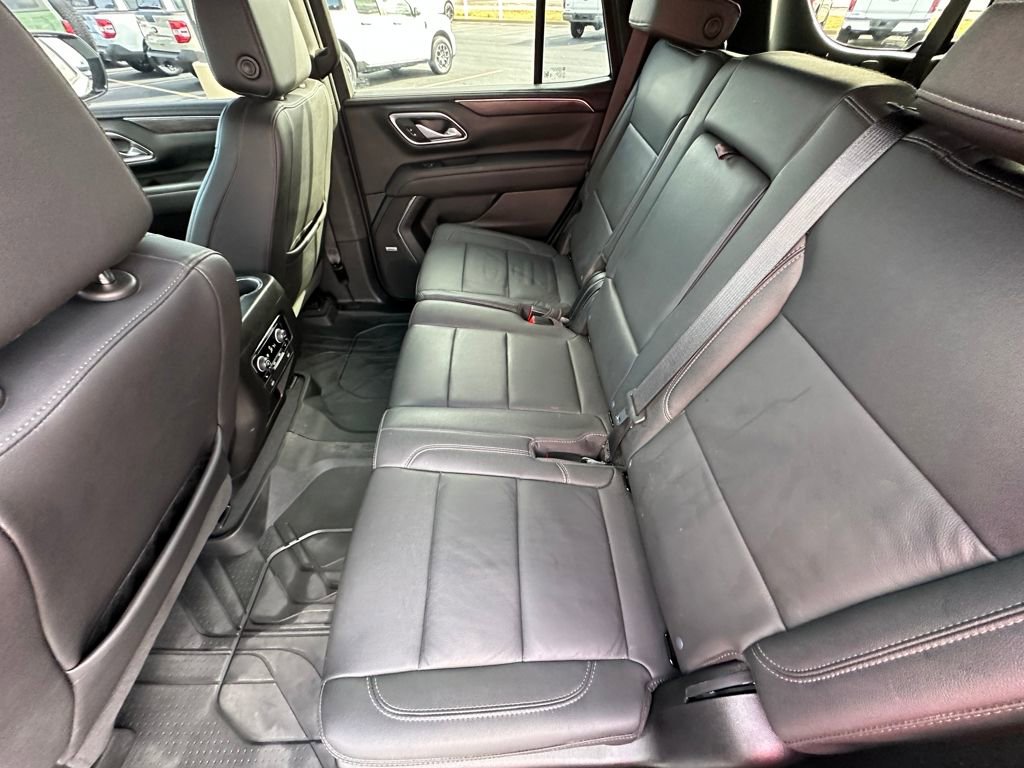 Used 2023 Chevrolet Tahoe Z71 w/ Luxury Package image 17