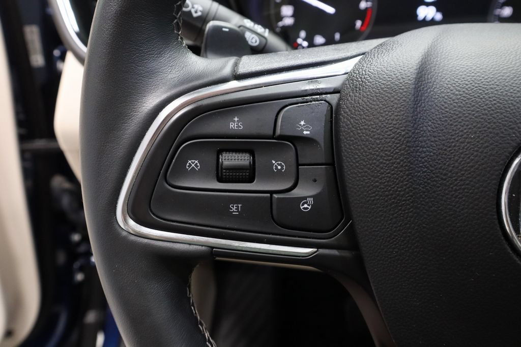 Used 2023 Buick Envision Avenir AWD/4WD image 29