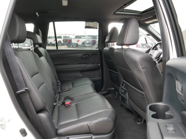Used 2023 Honda Passport EX-L image 18