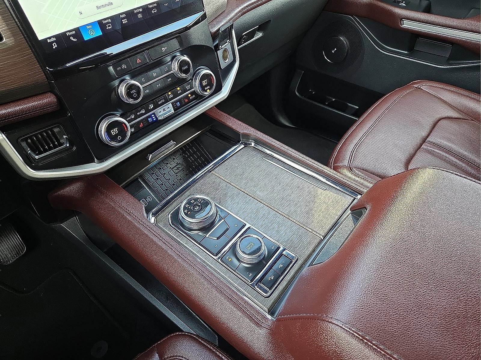 Certified 2024 Ford Expedition Max Limited image 25