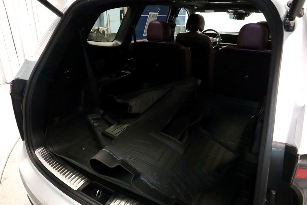 Used 2024 Kia Telluride SX Prestige AWD/4WD image 16