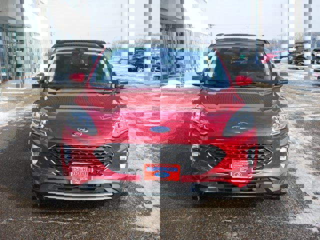 Certified 2022 Ford Escape Titanium w/ Class II Trailer Tow Package image 7