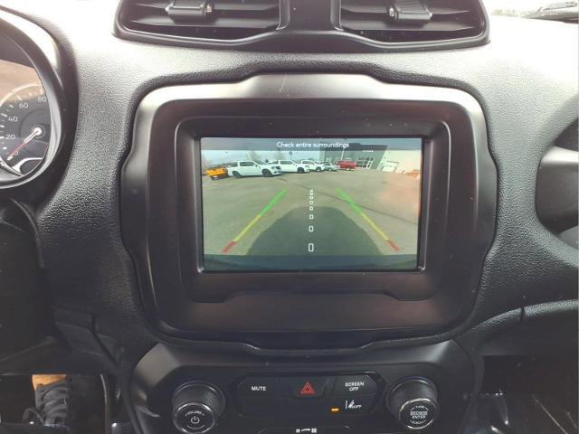 Used 2021 Jeep Renegade Latitude image 25