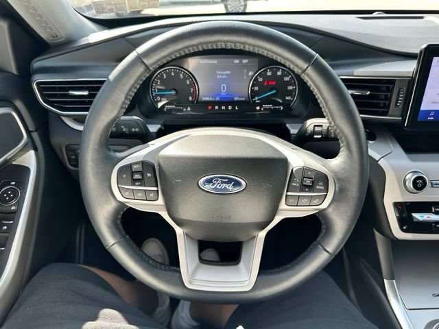 Certified 2023 Ford Explorer XLT w/ Equipment Group 202A AWD/4WD image 59