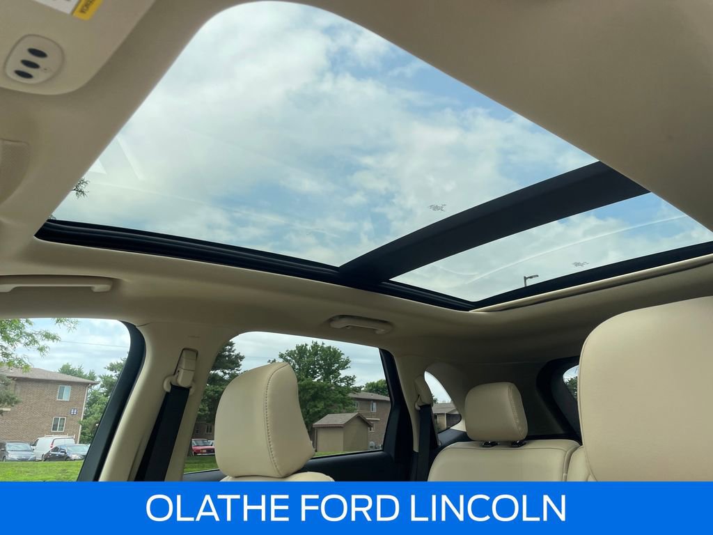 Certified 2024 Ford Edge SEL w/ Convenience Package AWD/4WD image 15