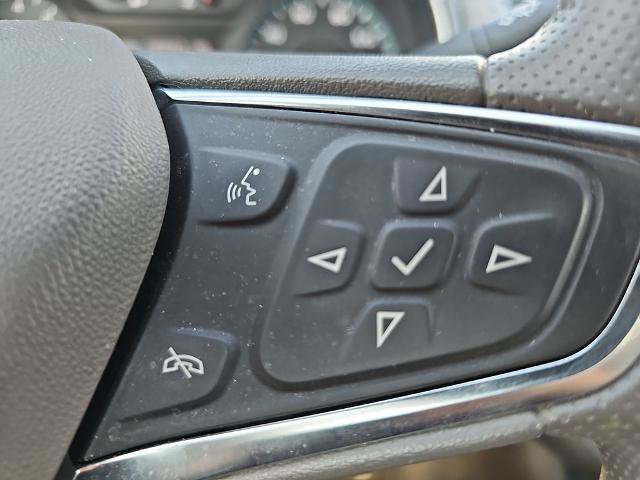 Used 2025 Chevrolet Malibu LT FWD image 18