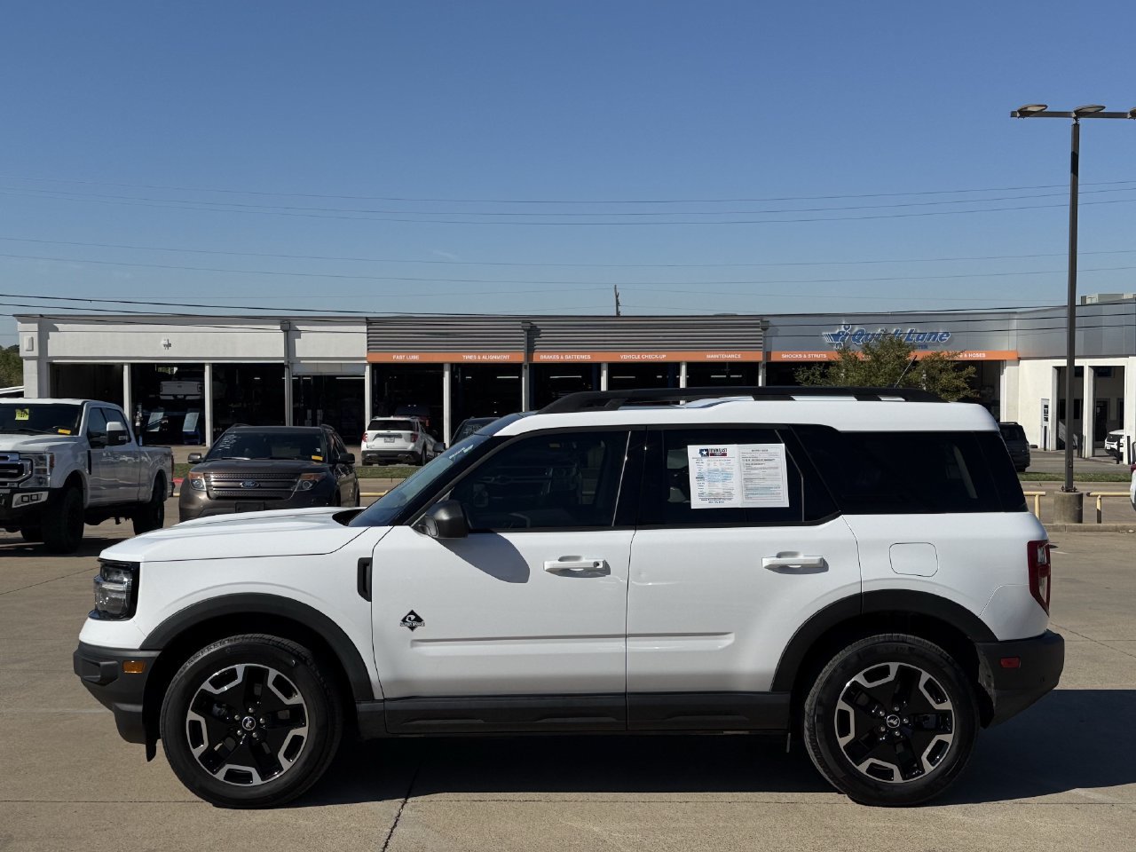 Certified 2023 Ford Bronco Sport Outer Banks w/ Tech Package AWD/4WD image 3