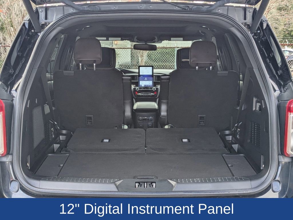Certified 2022 Ford Explorer Platinum w/ Technology Package image 14