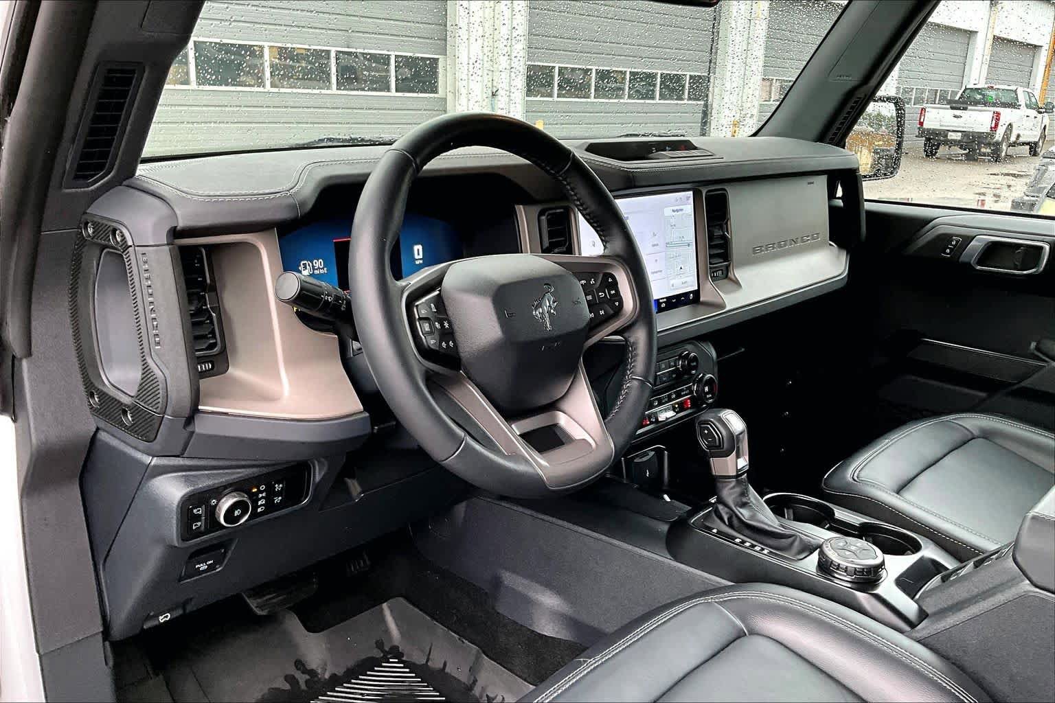 Certified 2025 Ford Bronco Outer Banks AWD/4WD image 18