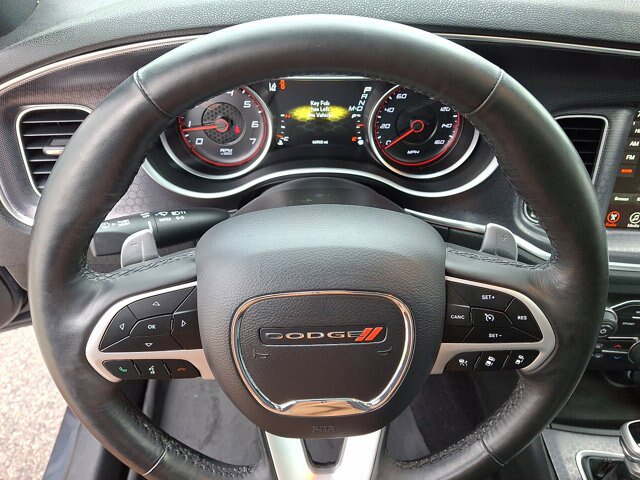 Used 2017 Dodge Charger R/T w/ Premium Group RWD image 8