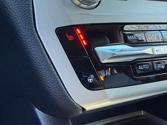 Certified 2022 Ford Explorer XLT w/ Equipment Group 202A image 20