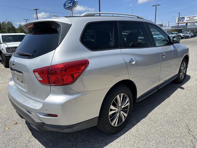 Used 2020 Nissan Pathfinder SL FWD image 3