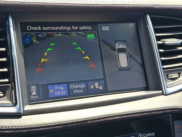 Used 2019 INFINITI QX50 Essential w/ Sensory Package AWD/4WD image 29