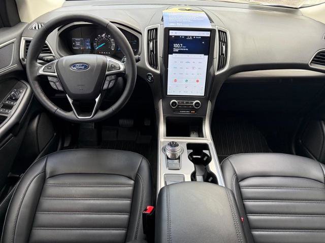 Certified 2024 Ford Edge SEL w/ Convenience Package AWD/4WD image 10