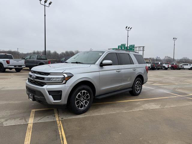 Certified 2022 Ford Expedition XLT AWD/4WD image 4