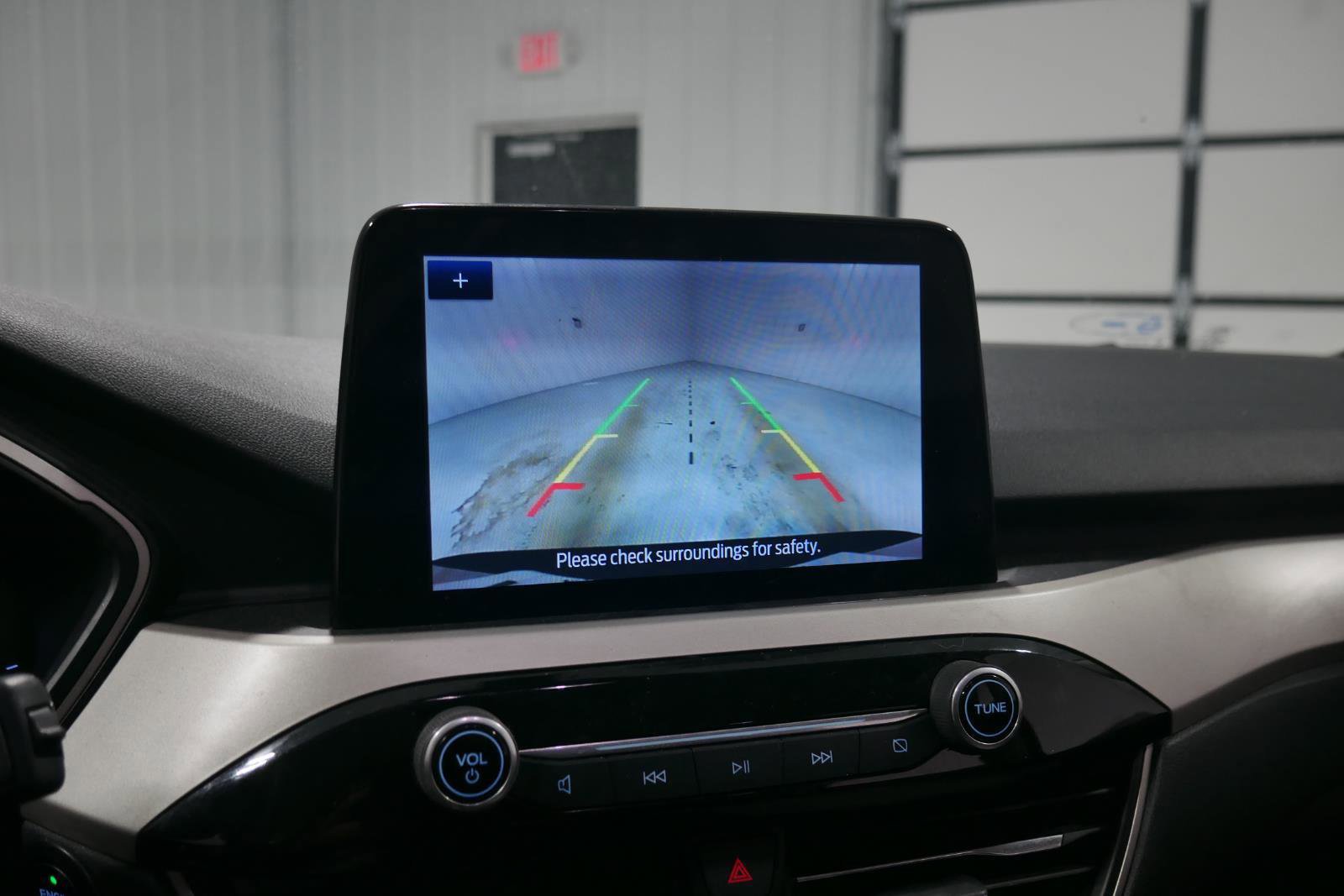 Certified 2021 Ford Escape SE image 18