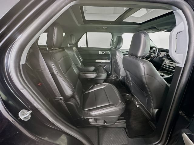 Certified 2023 Ford Explorer XLT w/ Equipment Group 202A AWD/4WD image 35