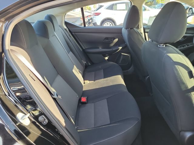 Used 2024 Nissan Sentra SV FWD image 19