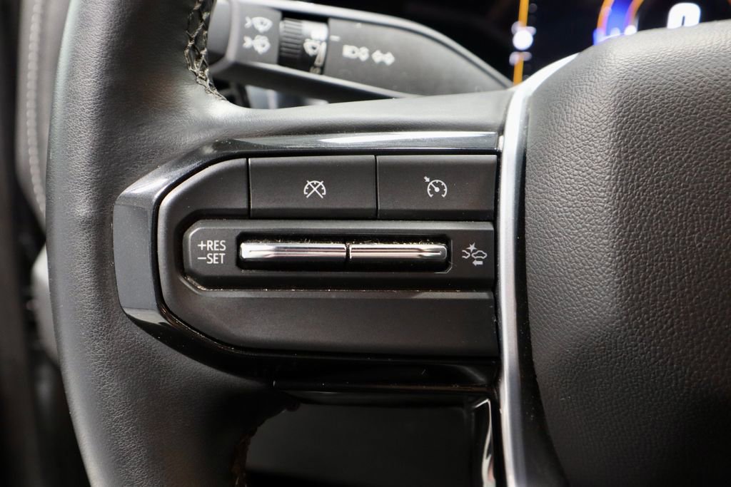 Used 2023 Chevrolet Colorado LT w/ LT Convenience Package image 29