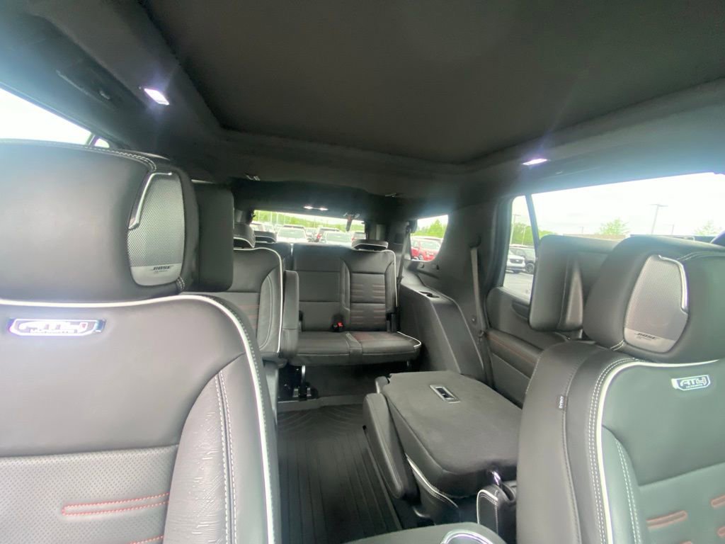 Used 2025 GMC Yukon AT4 Ultimate image 31