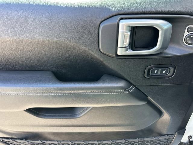 Used 2020 Jeep Gladiator Overland image 29