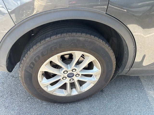 Certified 2020 Ford Escape SE AWD/4WD image 25