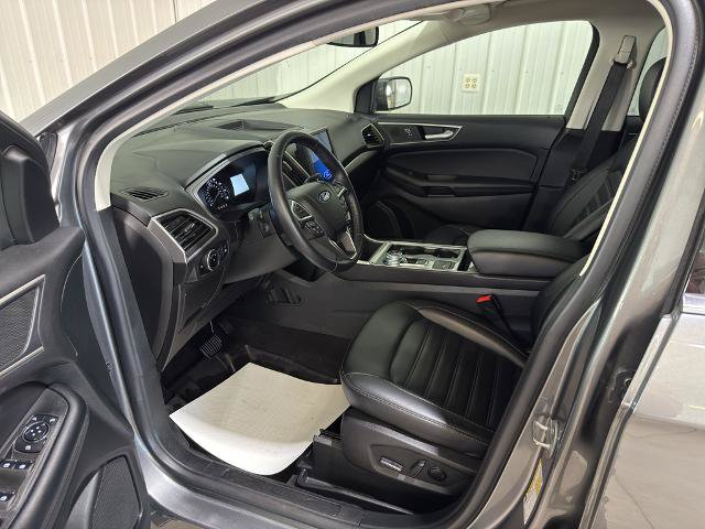 Certified 2023 Ford Edge SEL w/ Convenience Package AWD/4WD image 2