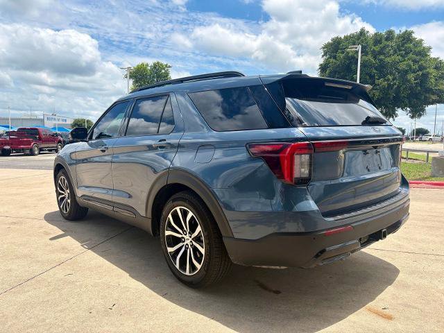 Certified 2025 Ford Explorer ST-Line w/ Premium Package RWD image 5