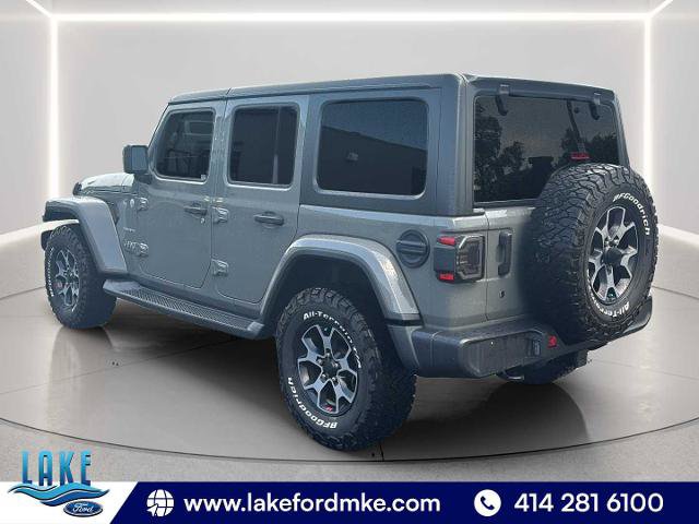 Used 2018 Jeep Wrangler Unlimited Sahara AWD/4WD image 5