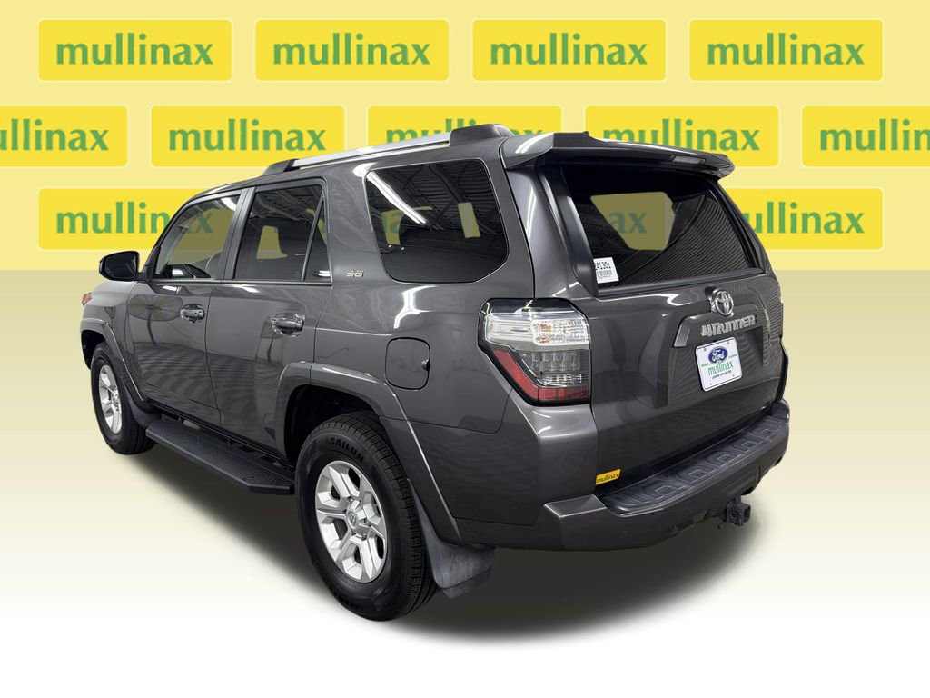 Used 2021 Toyota 4Runner SR5 RWD image 10